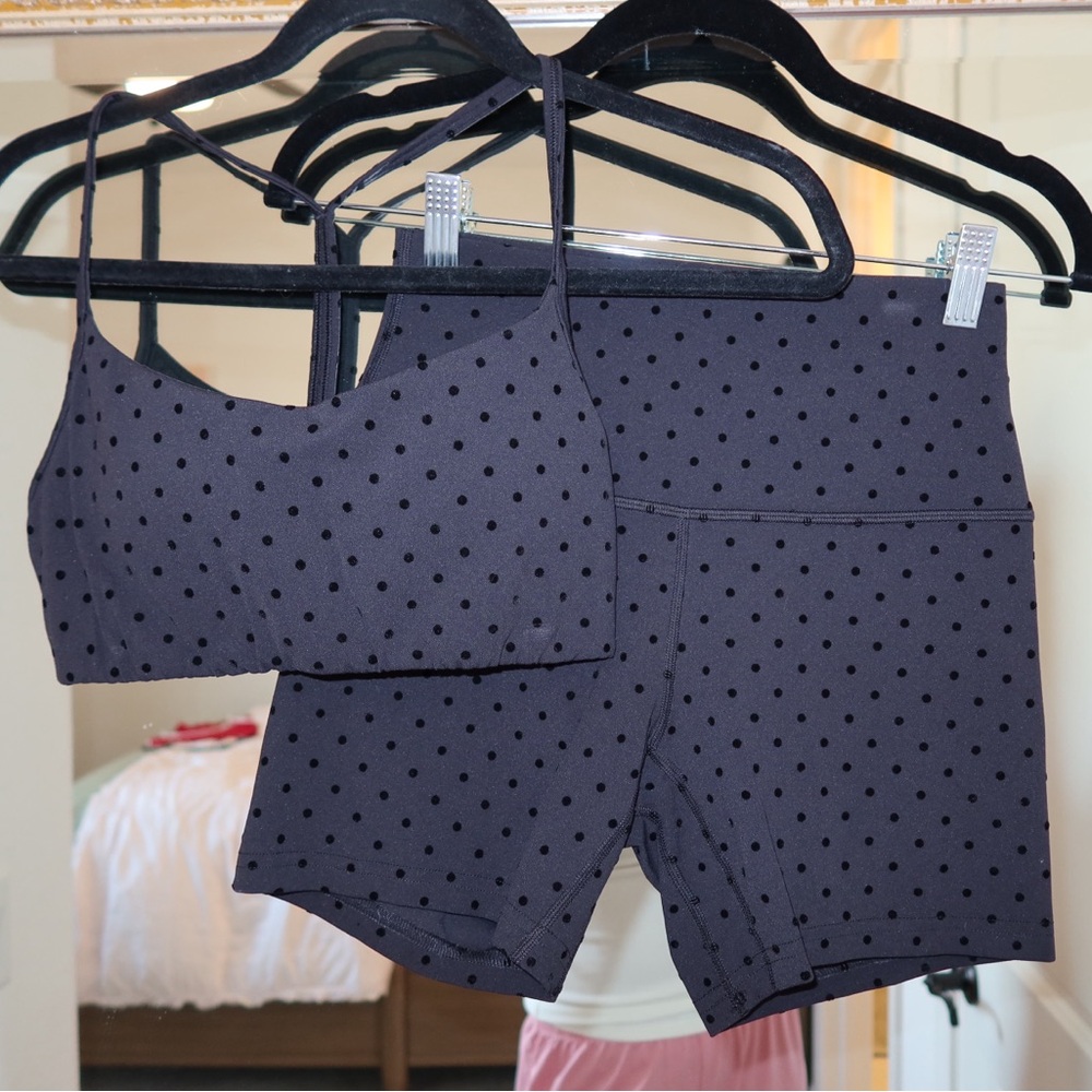 Lululemon Flocked Polka Dot Set – Flow Y Bra + Align HR Shorts (Hemmed 5”)|Black - Picture 2 of 10